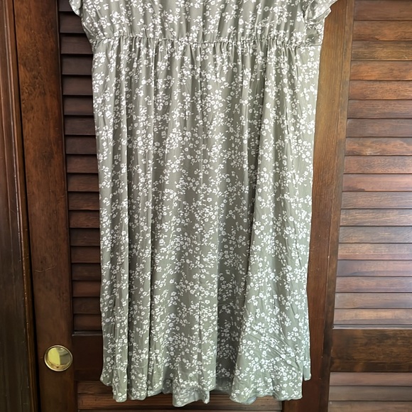 BloomChic Sage Green Floral Dress - Picture 9 of 9